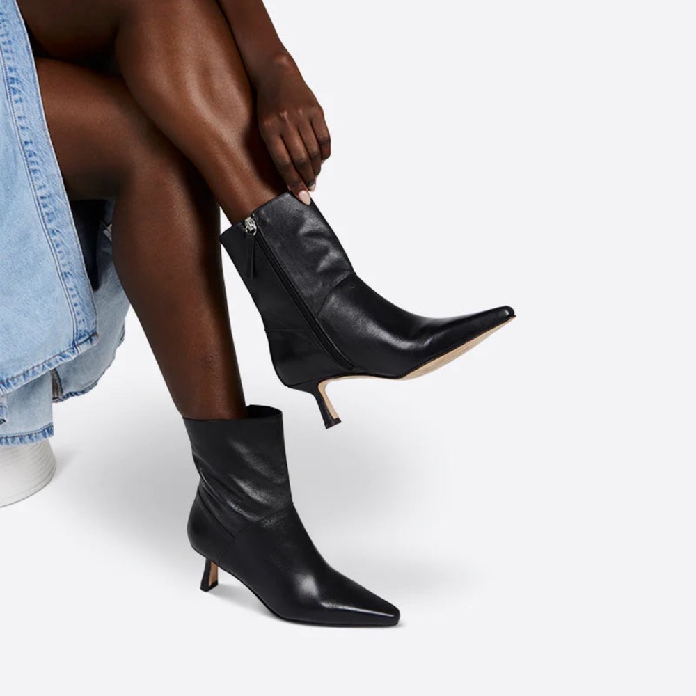 INTENTIONALLY BLANK SISSY ANKLE BOOT - BLACK